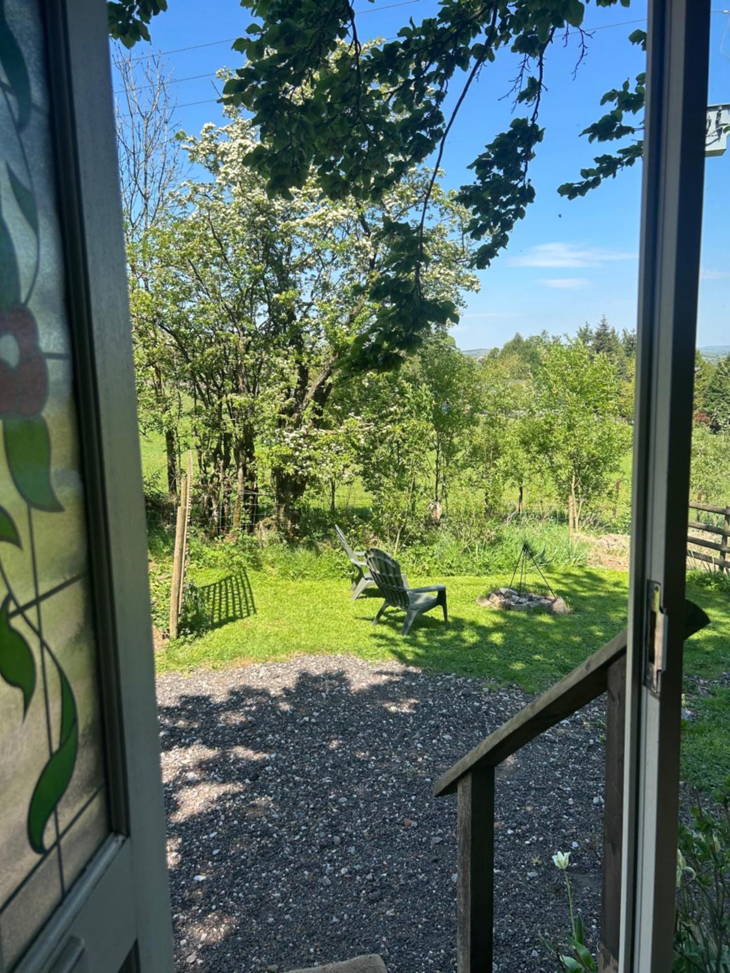 Rhodes To Serenity - Waterfall Shepherds Hut Cauldon Esterno foto